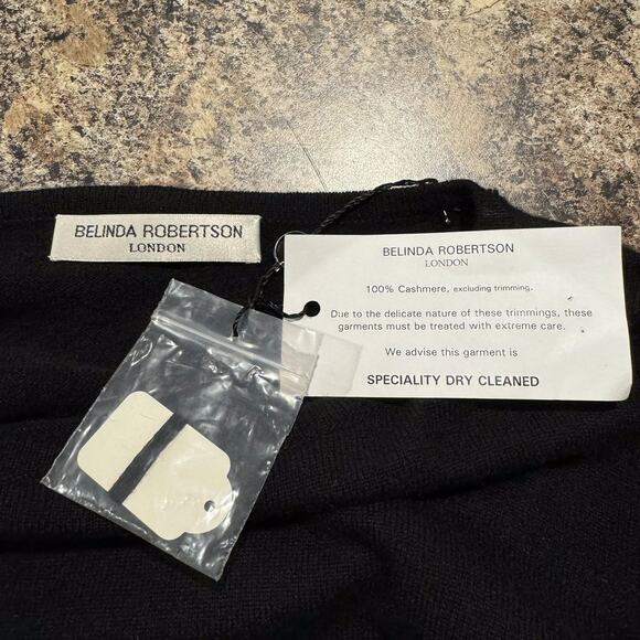 NWT Belinda Robertson Sweater Cashmere Old Money Quiet Luxury Cozy Black Small - Picture 4 of 8